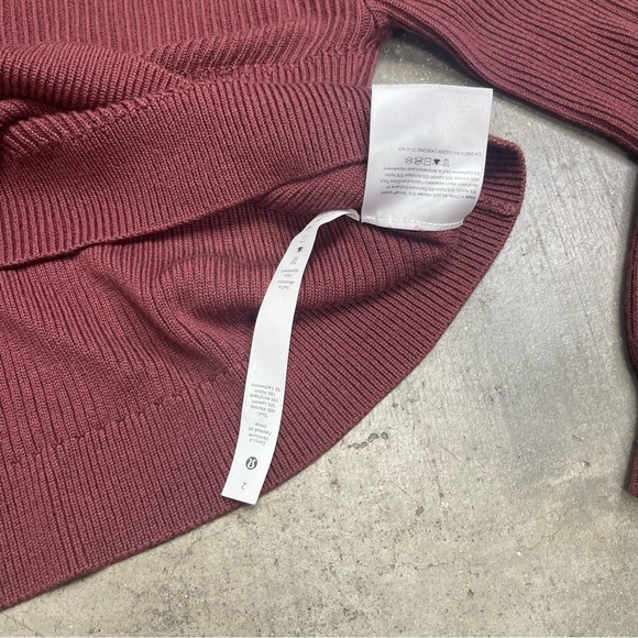 LULULEMON Women's Ribbed Sweater - Burgundy SZ2 - Picture 2 of 5